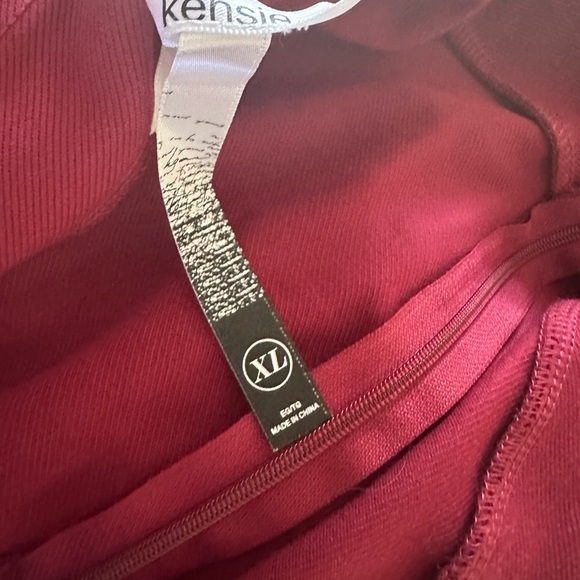 NWT Kenzie wine grommet skirt with side zipper. SIZE XL - Picture 8 of 14